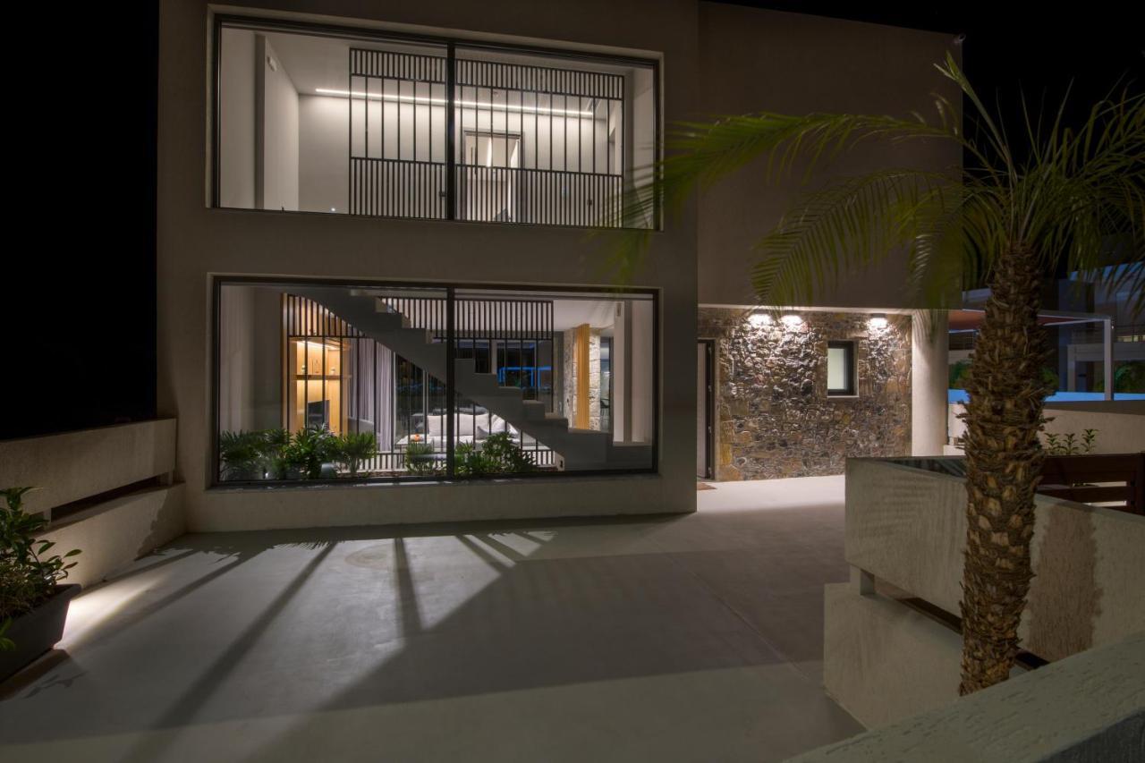 Xenias Luxury Villas Kalathas Extérieur photo